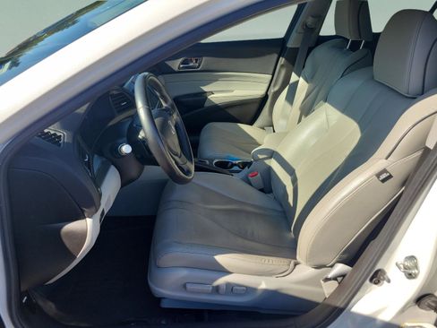 Used 2021 Acura ILX w/ Premium Package image 12