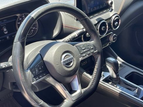 Used 2022 Nissan Sentra SR FWD image 8