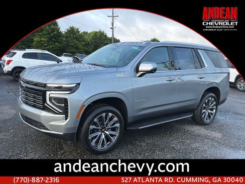 New 2026 Chevrolet Tahoe High Country w/ Sun And Tow Package AWD/4WD image 1
