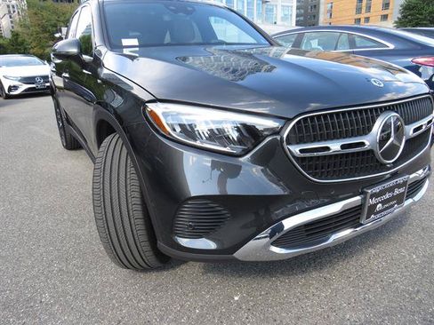 Used 2026 Mercedes-Benz GLC 300 4MATIC image 24