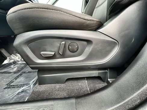 Certified 2023 Ford Explorer XLT image 14