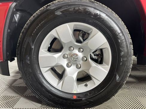 New 2026 RAM 1500 4x4 Crew Cab image 10