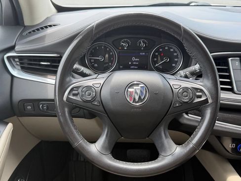 Used 2020 Buick Enclave Essence FWD image 42