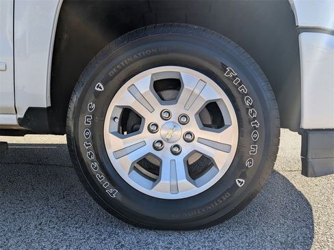 Used 2018 Chevrolet Silverado 1500 LT w/ All Star Edition image 11