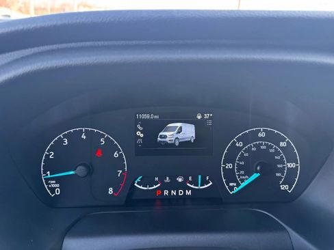 Used 2024 Ford Transit 250 Low Roof w/ Exterior Upgrade Package image 25