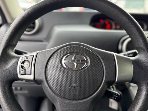 Used 2011 Scion xB image 29