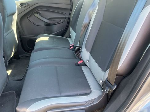 Used 2016 Ford Escape S image 8