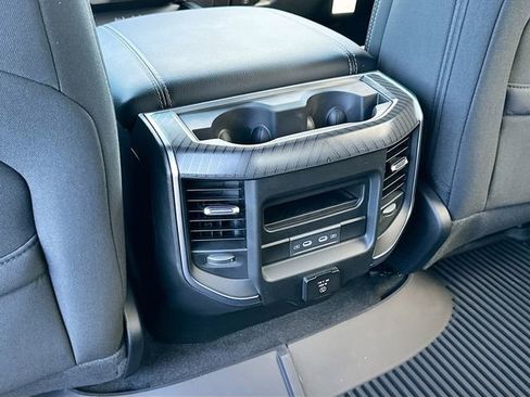 New 2026 RAM 1500 4x4 Crew Cab image 18