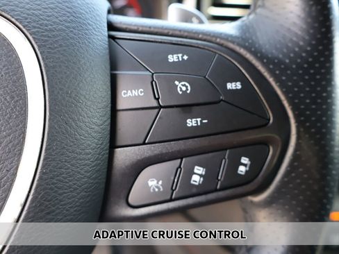 Used 2023 Dodge Durango GT RWD image 4