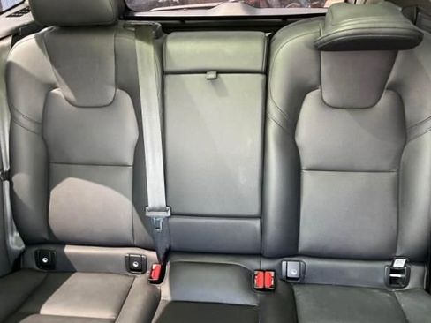 Used 2023 Volvo XC60 T8 Plus w/ Protection Package Premier AWD/4WD image 5