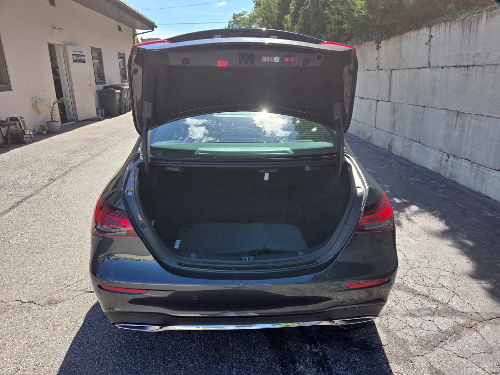 Used 2023 Mercedes-Benz E 450 4MATIC Sedan image 15