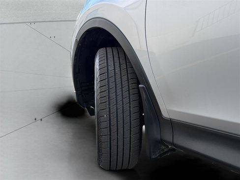 Used 2014 Toyota RAV4 LE image 26