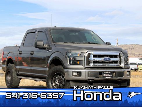 Used 2017 Ford F150 XLT image 1