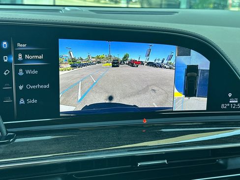 Used 2023 Cadillac Escalade ESV Premium Luxury RWD image 24