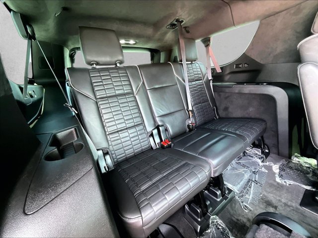 Certified 2023 Cadillac Escalade ESV V AWD/4WD image 30