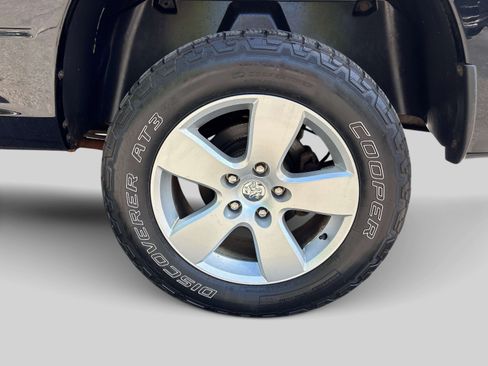 Used 2012 RAM 1500 Express AWD/4WD image 27