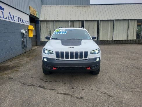 Used 2021 Jeep Cherokee Trailhawk w/ Sun, Sound & Nav Group image 4