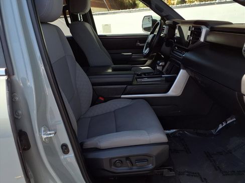 Certified 2025 Toyota Sequoia SR5 image 24