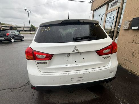 Used 2015 Mitsubishi Outlander Sport ES FWD image 6