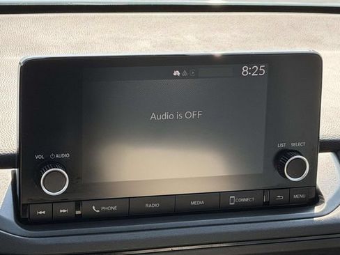 Used 2023 Honda Accord LX image 11