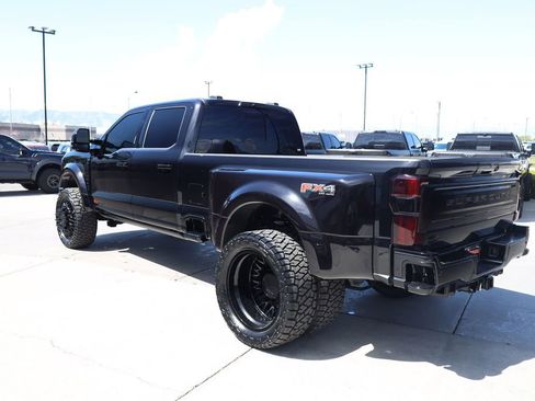 Used 2026 Ford F450 Platinum w/ FX4 Off-Road Package AWD/4WD image 4