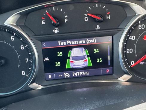 Used 2022 Chevrolet Equinox Premier image 37