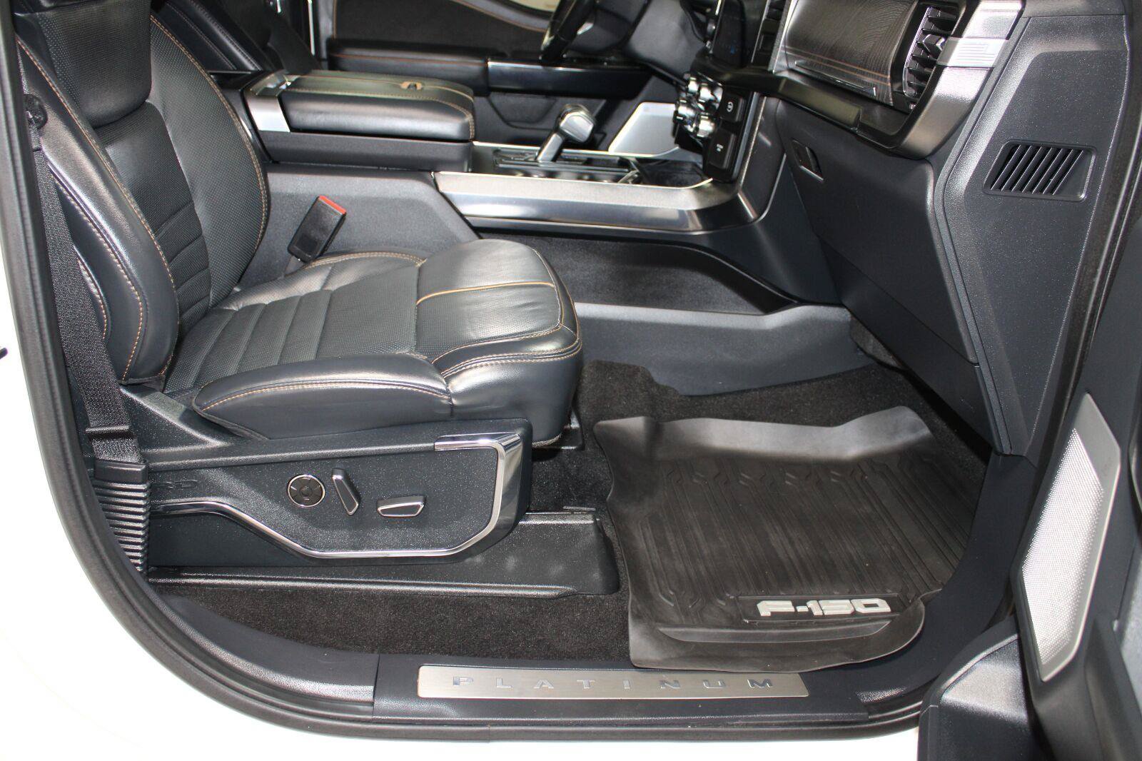 Used 2021 Ford F150 Platinum w/ Equipment Group 701A High AWD/4WD image 23