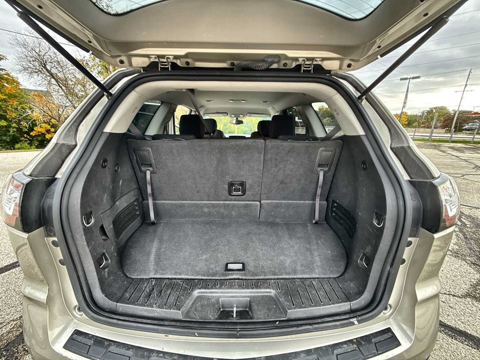 Used 2014 Chevrolet Traverse LT AWD/4WD image 23