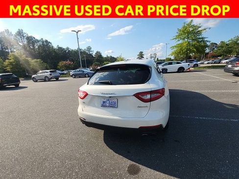 Used 2017 Maserati Levante AWD/4WD image 12