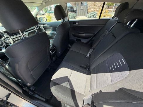 Used 2020 Kia Sportage LX w/ LX Popular Package AWD/4WD image 8