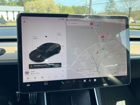 Used 2019 Tesla Model 3 image 9