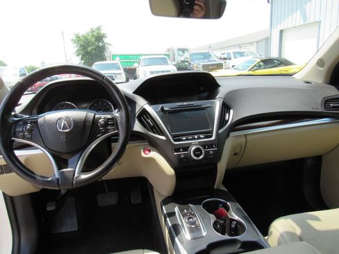 Used 2016 Acura MDX SH-AWD image 18