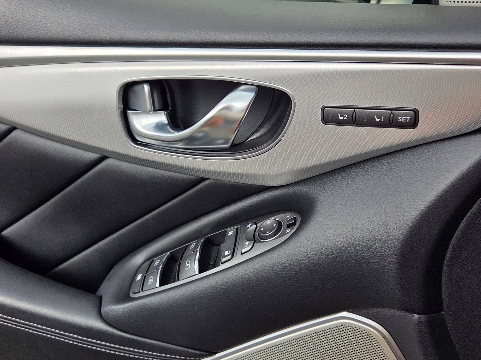 Used 2024 INFINITI Q50 Luxe w/ Cargo Package RWD image 30