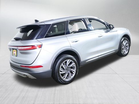 Used 2023 Lincoln Corsair AWD w/ Equipment Group 101A image 7