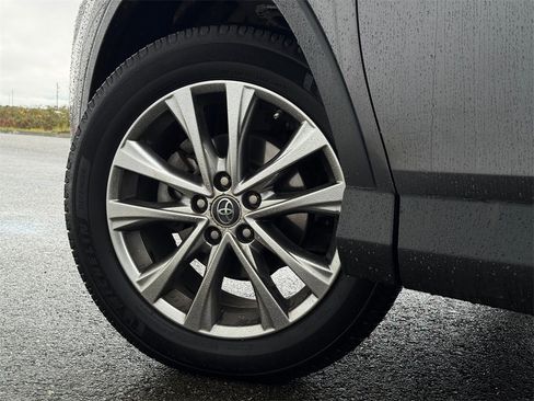 Certified 2017 Toyota RAV4 Limited image 30