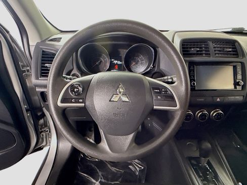 Used 2021 Mitsubishi Outlander Sport ES FWD image 13