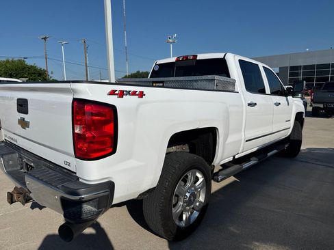 Used 2018 Chevrolet Silverado 2500 LTZ w/ Duramax Plus Package AWD/4WD image 2
