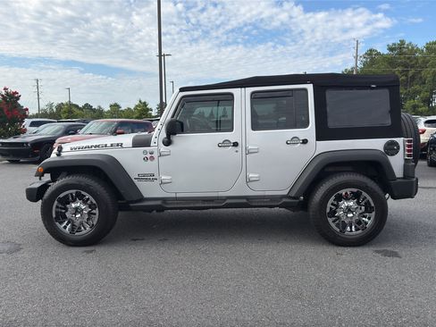 Used 2012 Jeep Wrangler Unlimited Sport AWD/4WD image 5