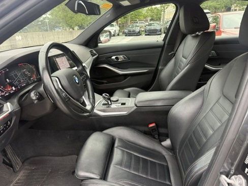 Used 2020 BMW 330i xDrive Sedan w/ Executive Package AWD/4WD image 3