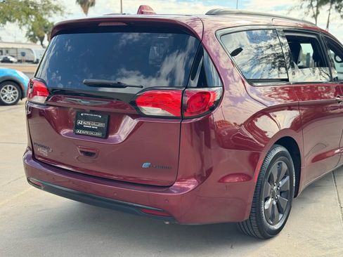 Used 2019 Chrysler Pacifica Limited w/ Advanced Safetytec Group image 58