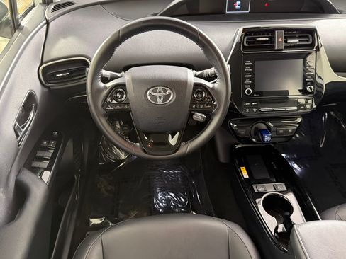 Used 2022 Toyota Prius XLE FWD image 13