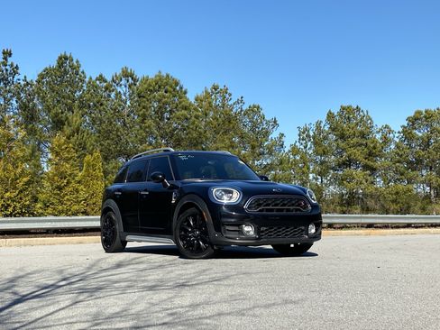 Used 2018 MINI Cooper Countryman S image 2