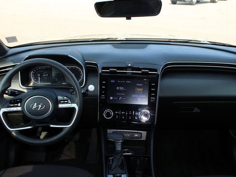 Used 2023 Hyundai Santa Cruz SEL FWD image 8