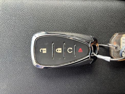 Used 2025 Chevrolet TrailBlazer LT FWD image 23