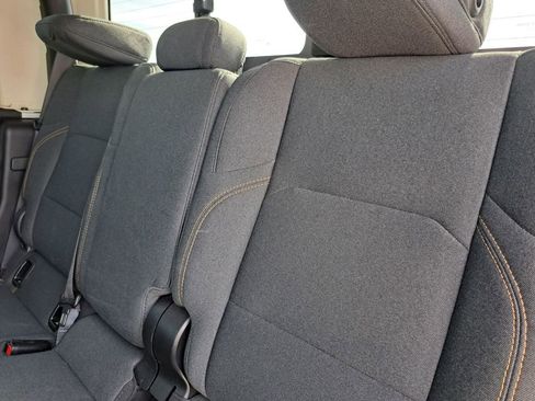 Used 2024 Jeep Gladiator Sport image 22