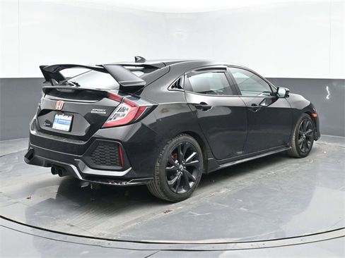 Used 2018 Honda Civic Sport Touring image 10