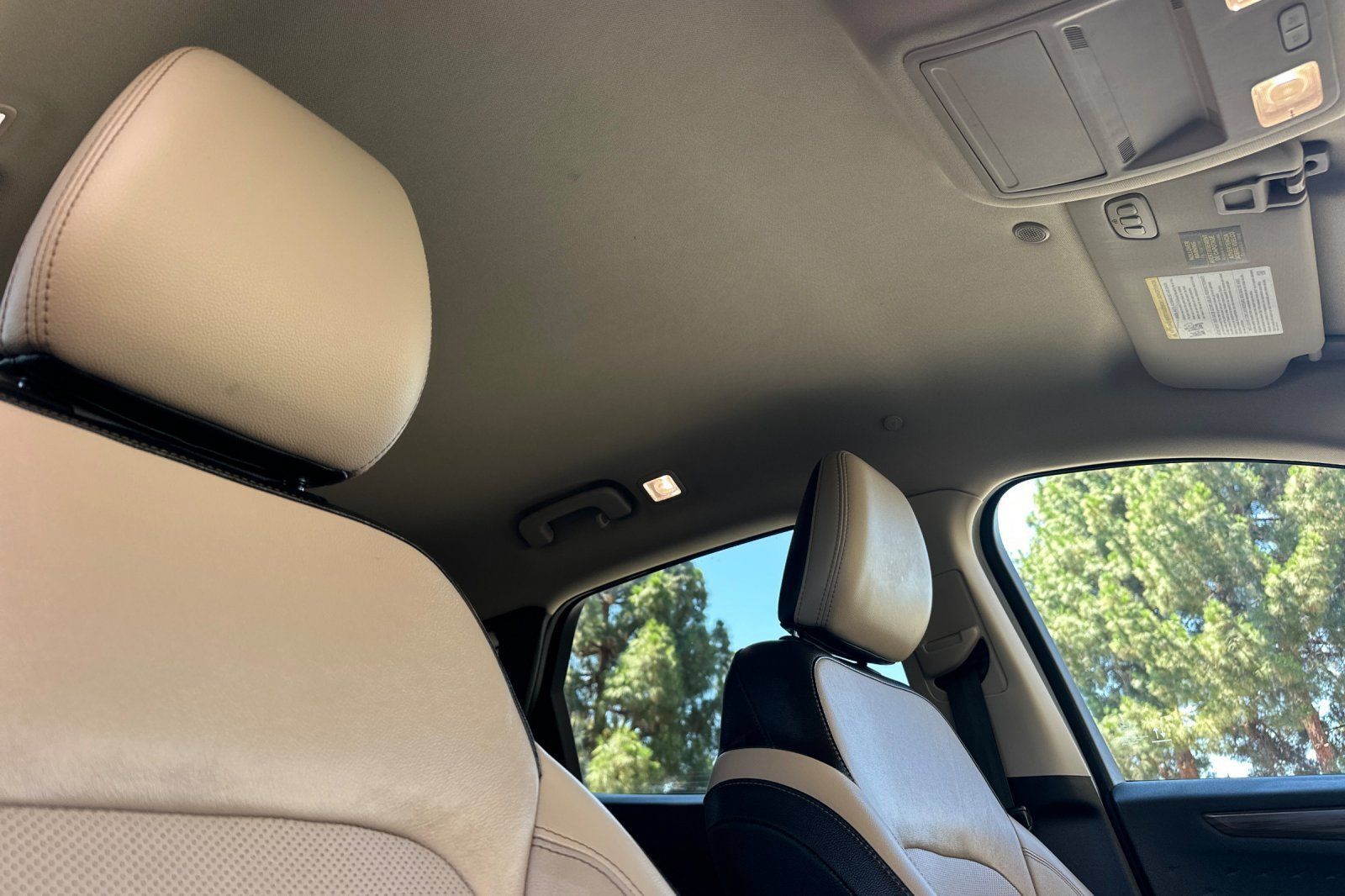 Used 2020 Ford Escape Titanium FWD image 16