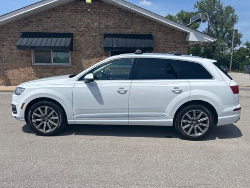 Used 2018 Audi Q7 3.0T Prestige AWD/4WD image 10