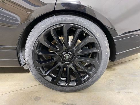 Used 2019 Land Rover Range Rover Supercharged AWD/4WD image 32