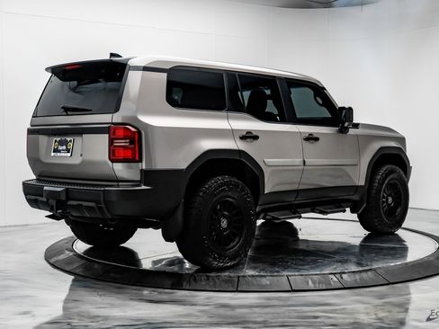 Used 2024 Toyota Land Cruiser image 13